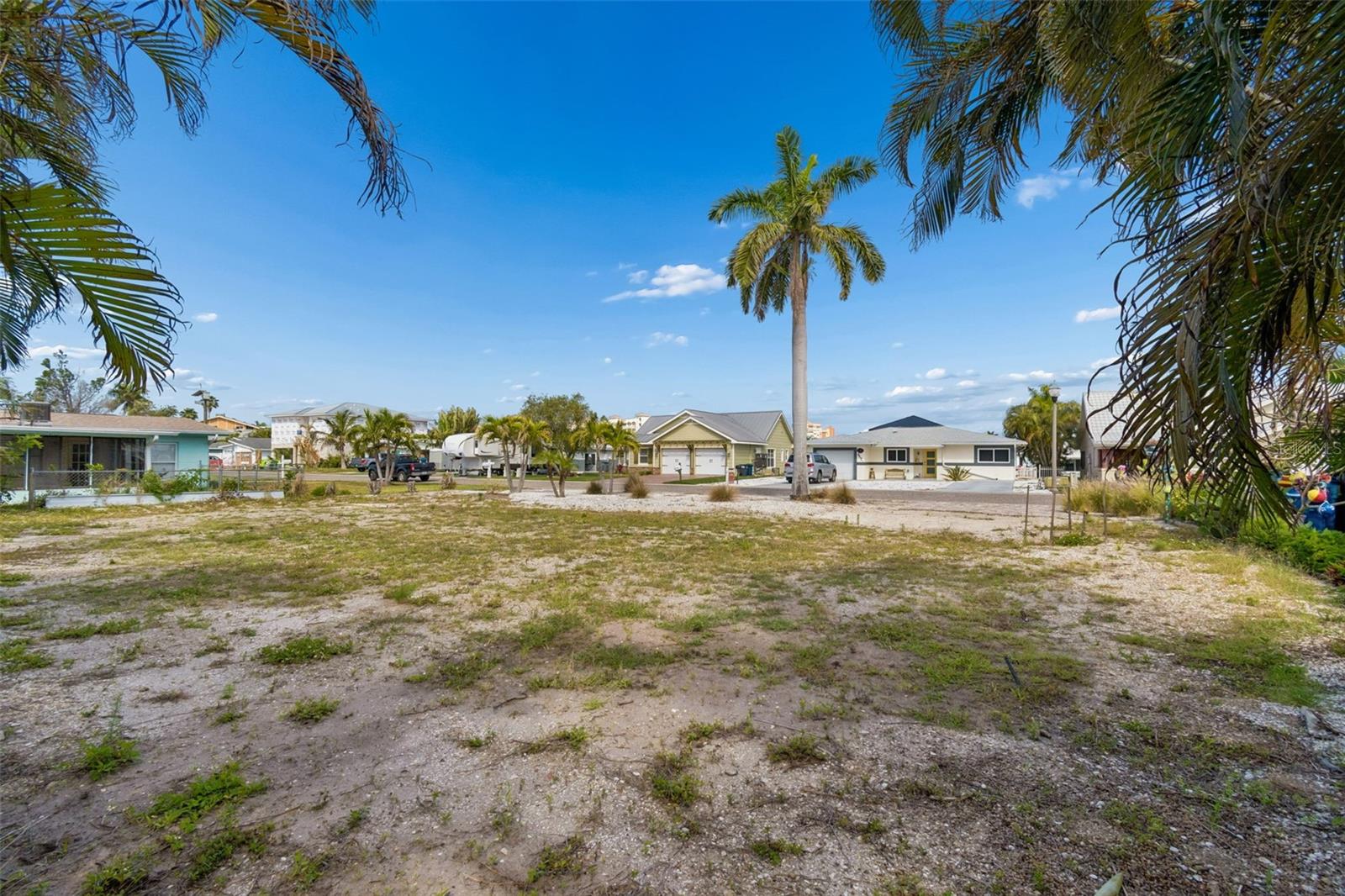 211 176TH TERRACE DR E, REDINGTON SHORES, FL — photo 18