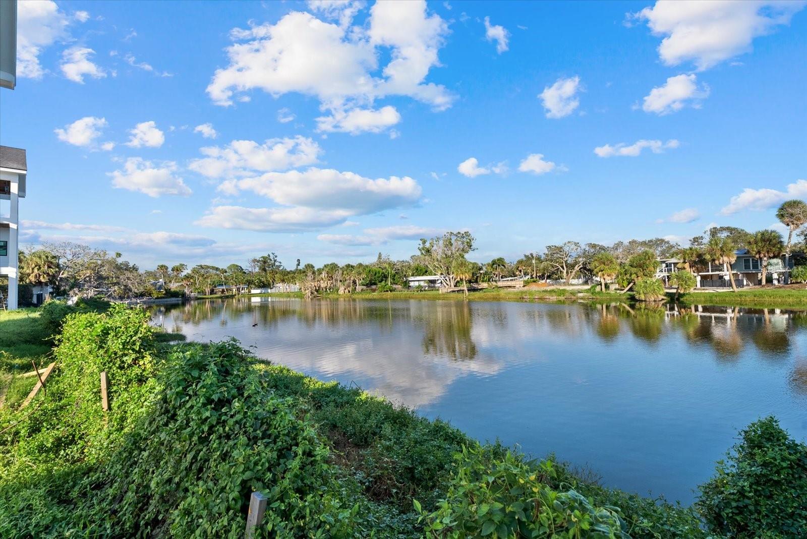 6901 BOCHI CIR, SARASOTA, FL — photo 40