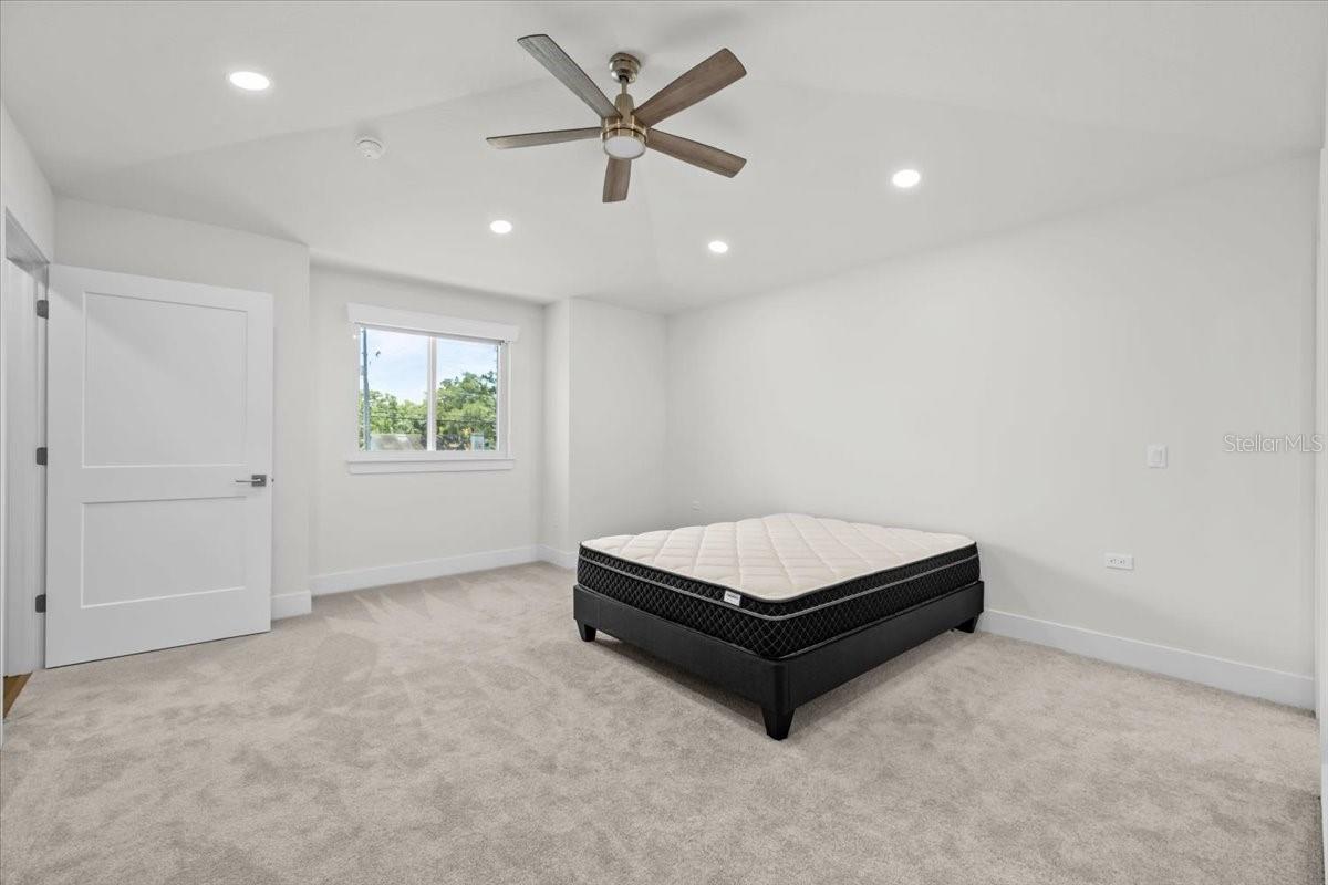 201 LAROCCA CT, PALM HARBOR, FL — photo 37