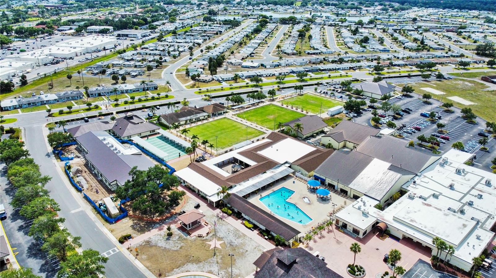 2309 E DEL WEBB BLVD, SUN CITY CENTER, FL — photo 38