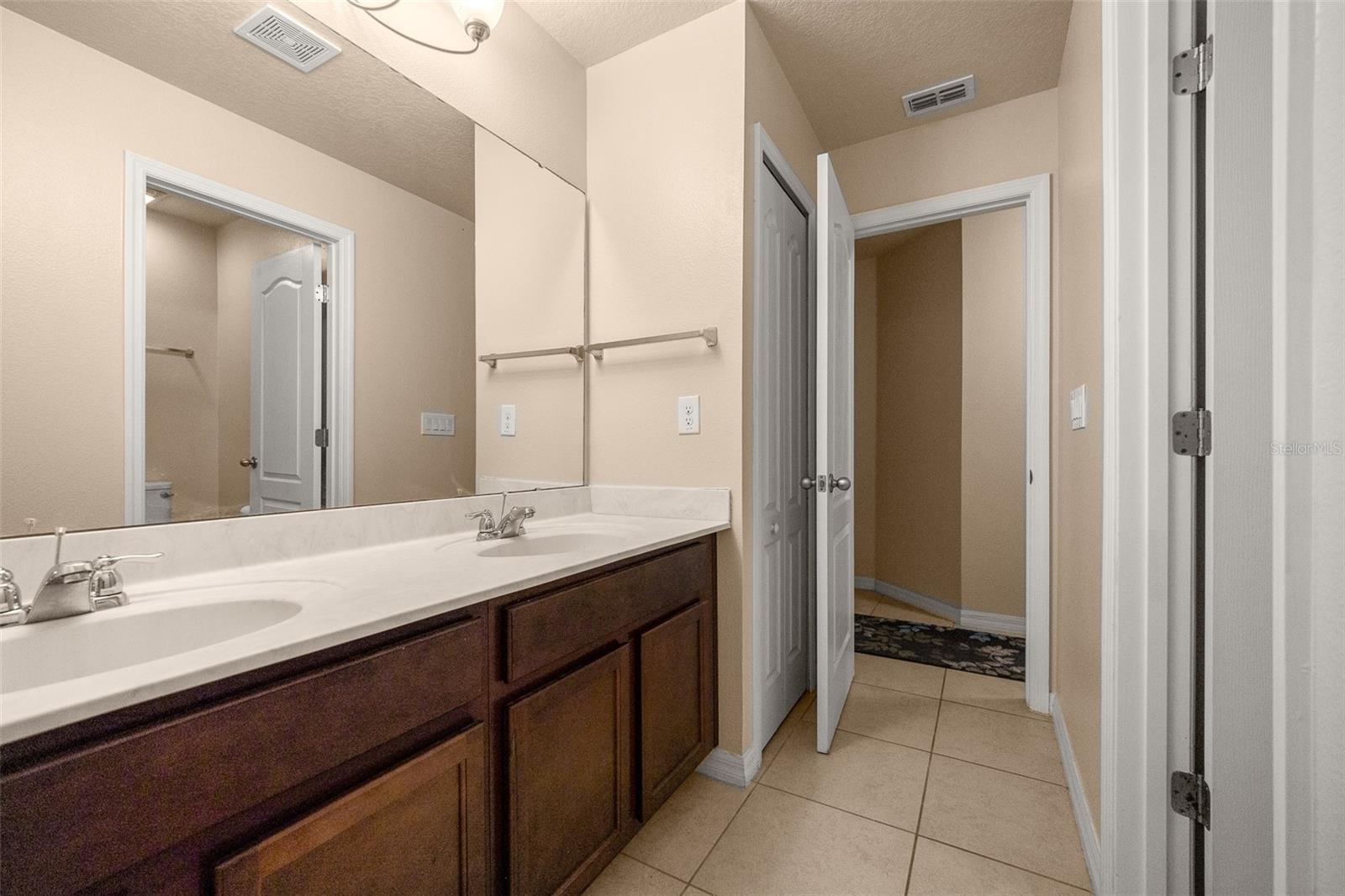 5128 GRASSY KNOLL DR, TAVARES, FL — photo 63