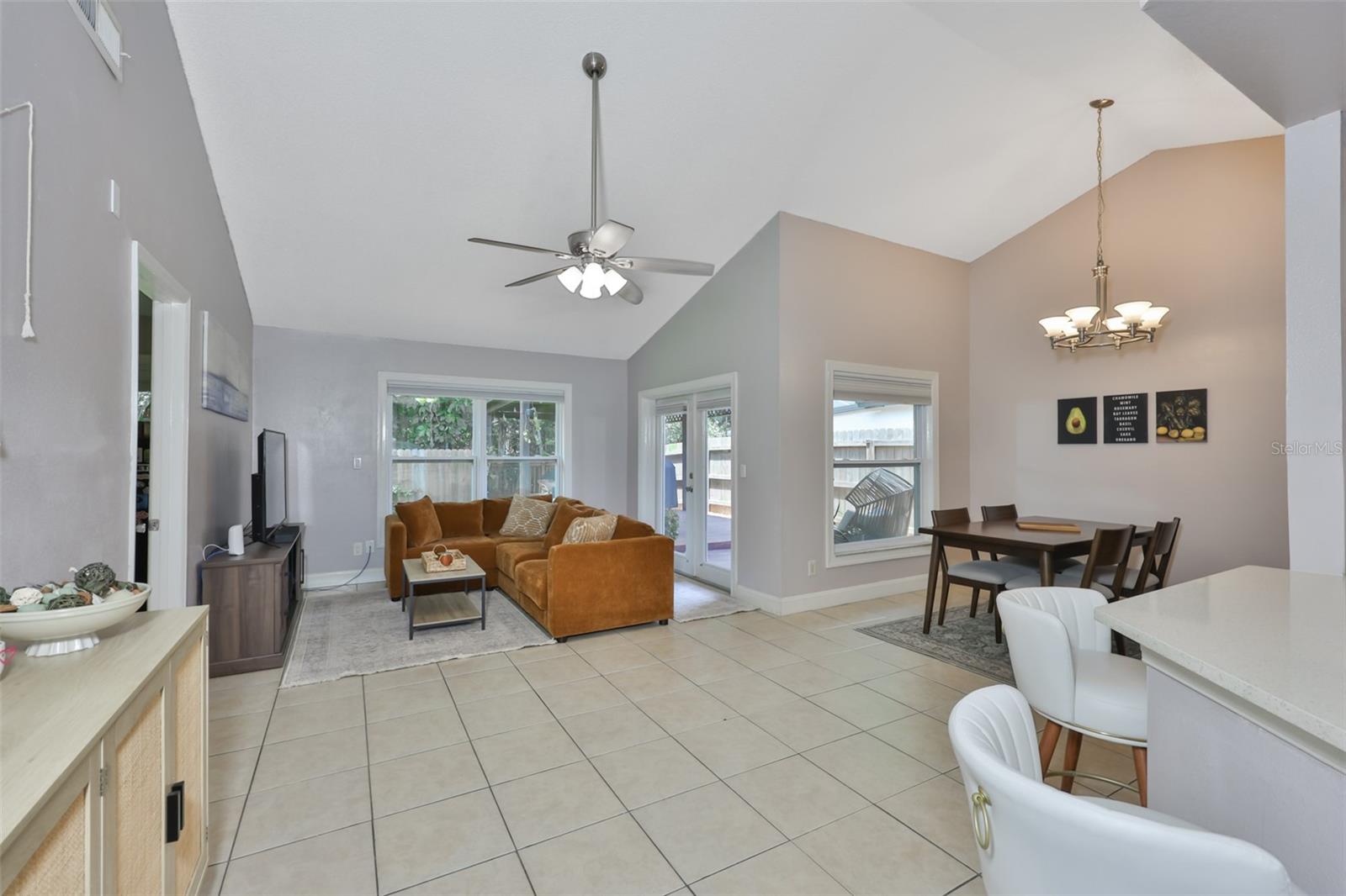 12832 COVERDALE DR, TAMPA, FL — photo 18