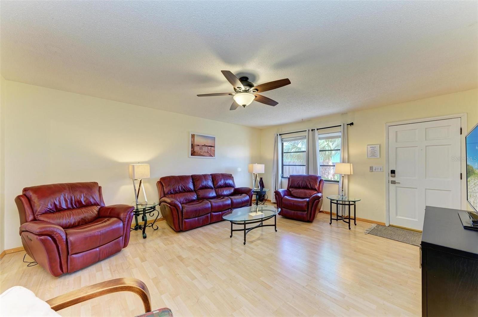 401 SHORE RD, NOKOMIS, FL — photo 4