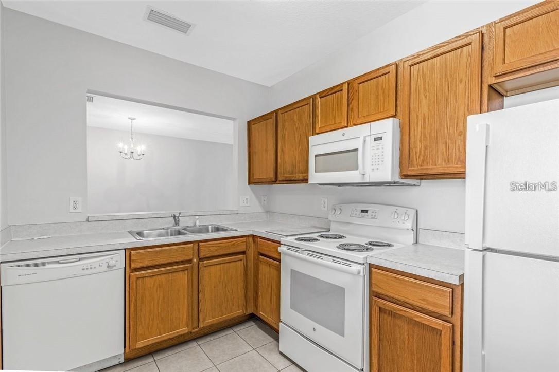 9519 NEWDALE WAY #201, RIVERVIEW, FL — photo 2