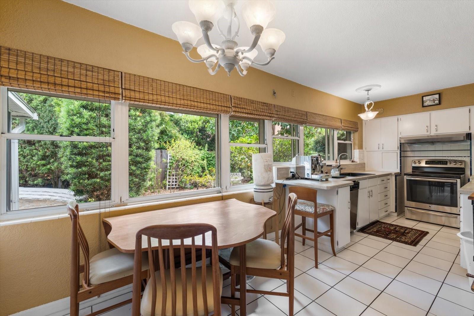 109 PONCE DE LEON BLVD, BELLEAIR, FL — photo 10