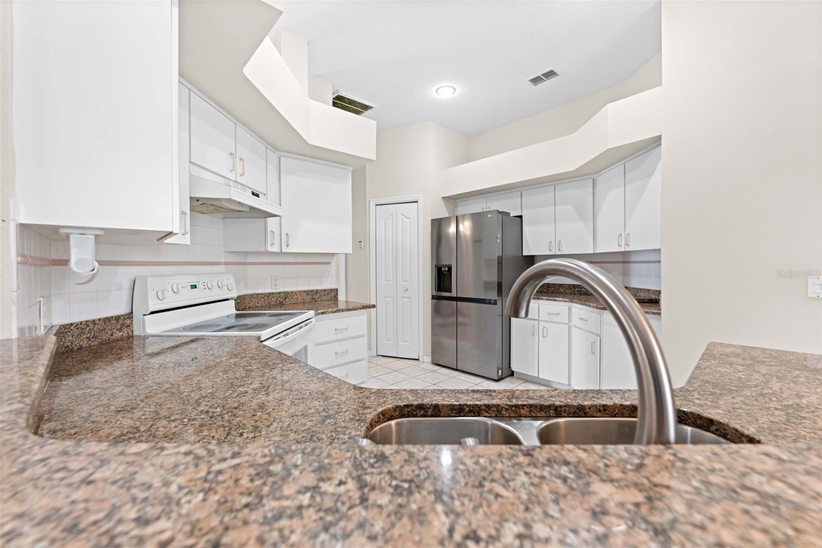 3362 ST IVES BLVD, SPRING HILL, FL — photo 23