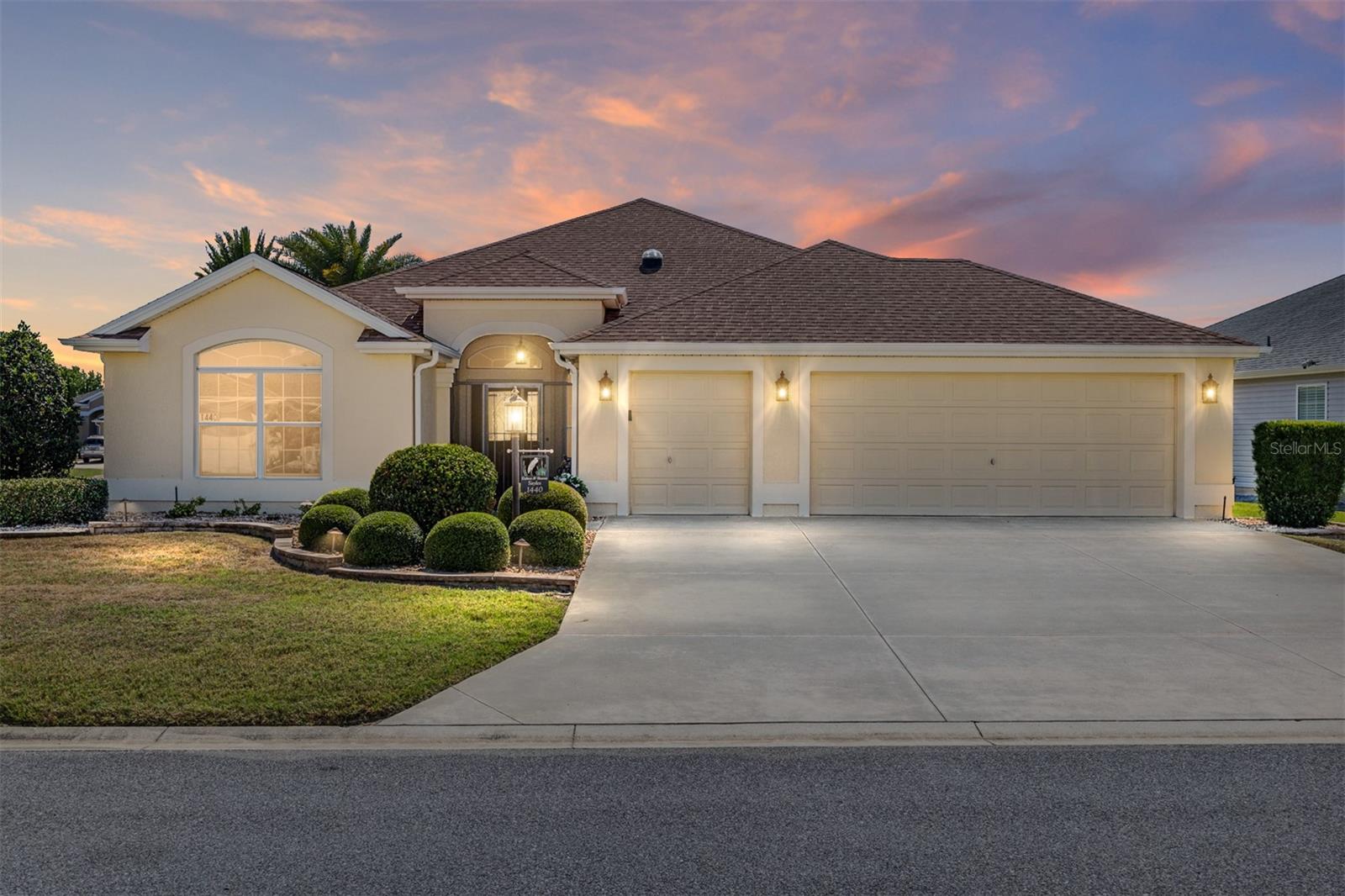 1440 ALESIO ST, THE VILLAGES, FL — photo 2