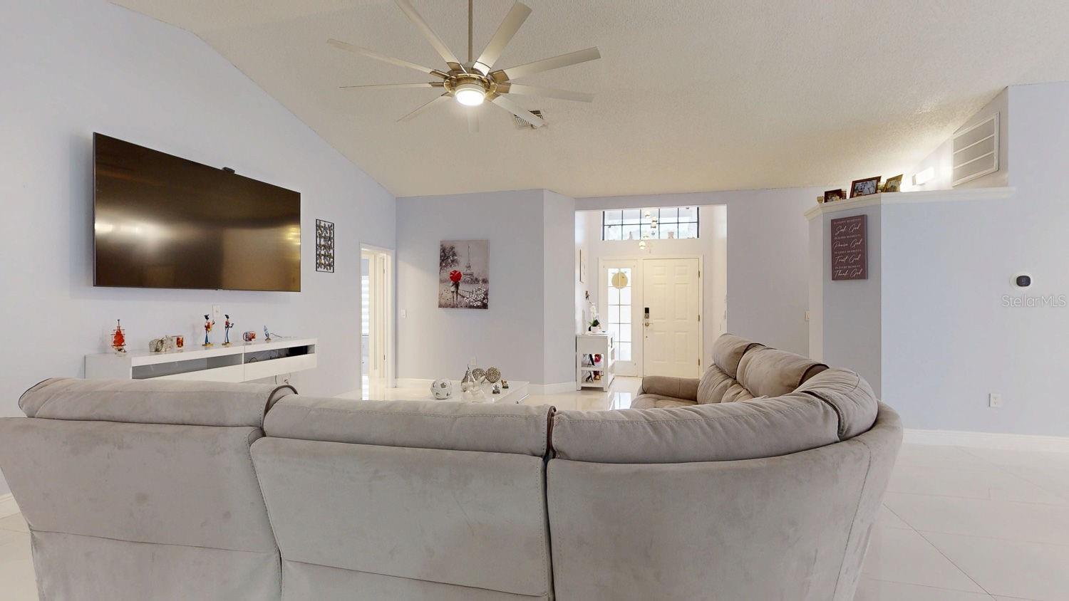 8141 GOLF CLUB CT, HUDSON, FL — photo 13