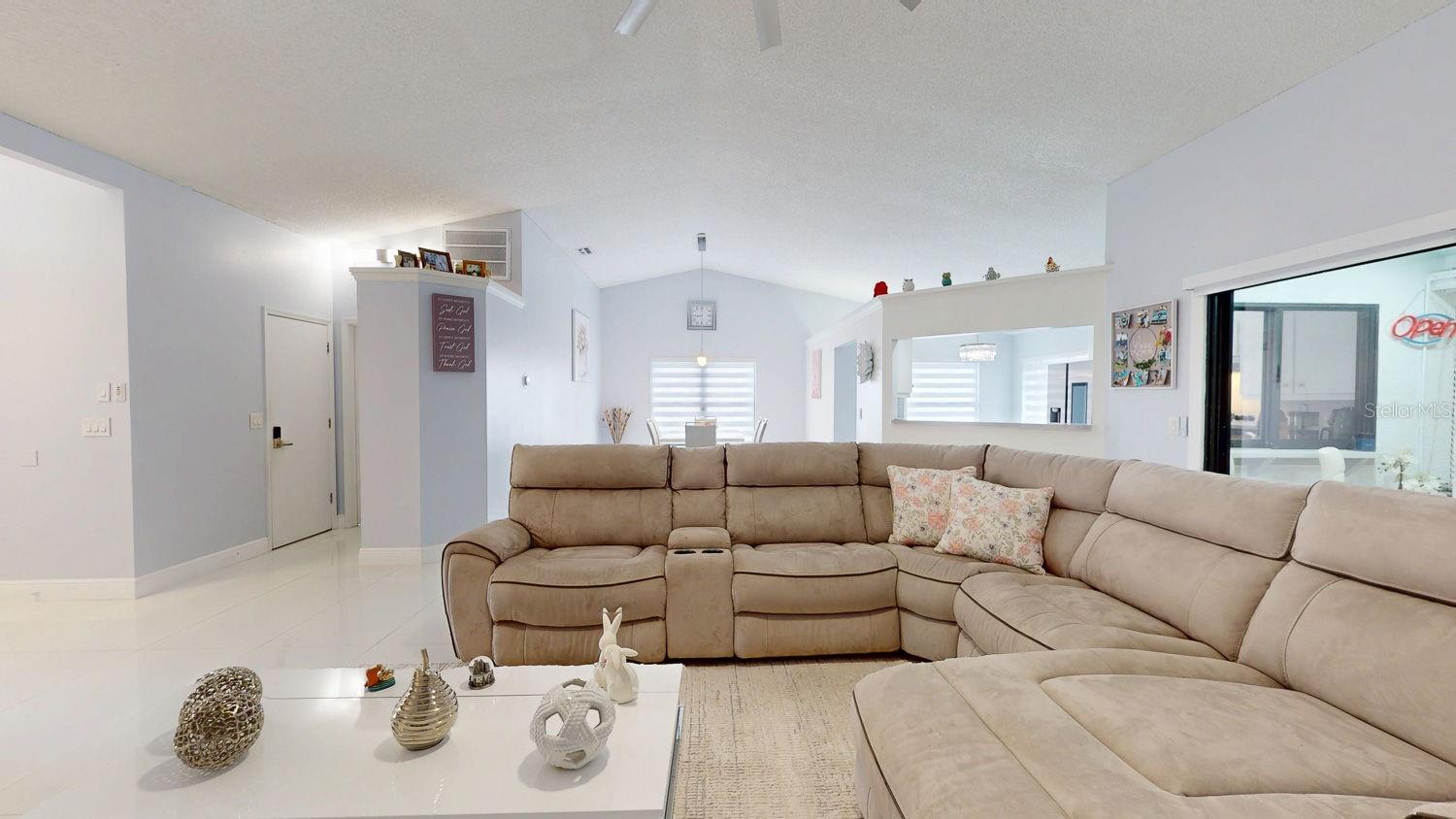 8141 GOLF CLUB CT, HUDSON, FL — photo 15