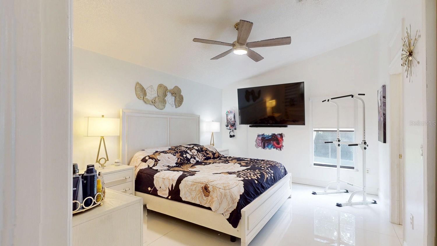 8141 GOLF CLUB CT, HUDSON, FL — photo 34