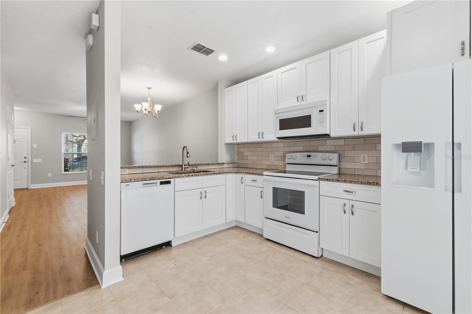 8671 HUNTERS KEY CIR #8671, TAMPA, FL — photo 6