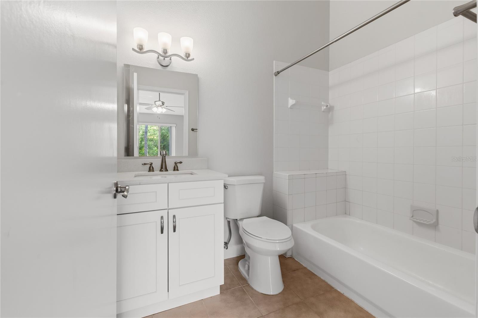 8671 HUNTERS KEY CIR #8671, TAMPA, FL — photo 17