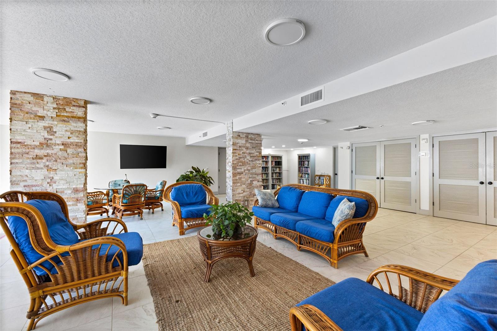 900 GULF BLVD #104, INDIAN ROCKS BEACH, FL — photo 33