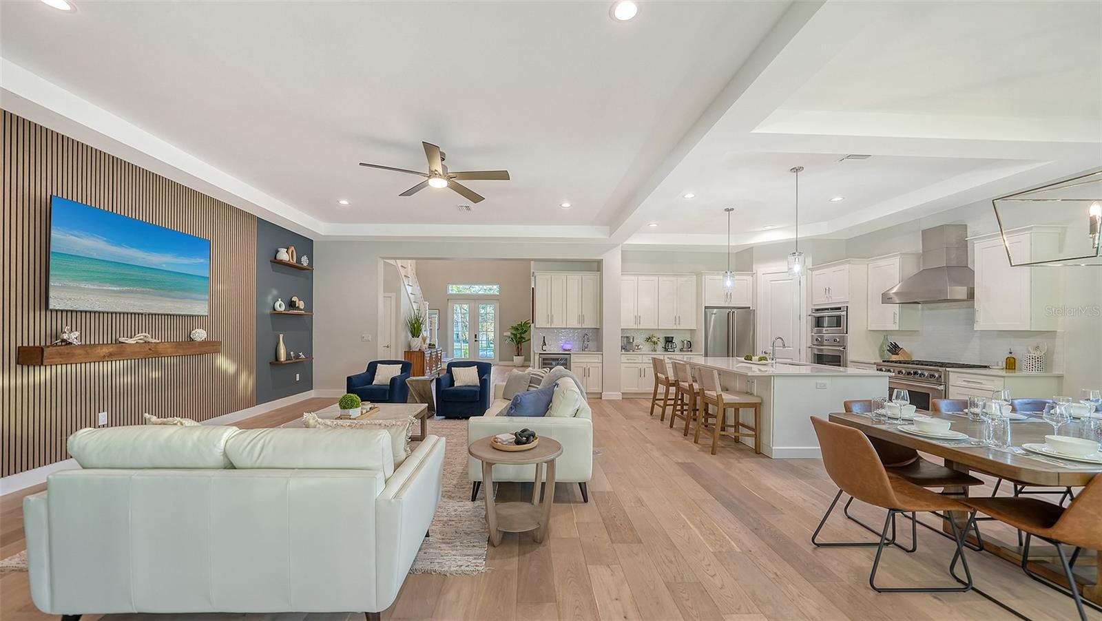 1537 SIESTA DR, SARASOTA, FL — photo 23
