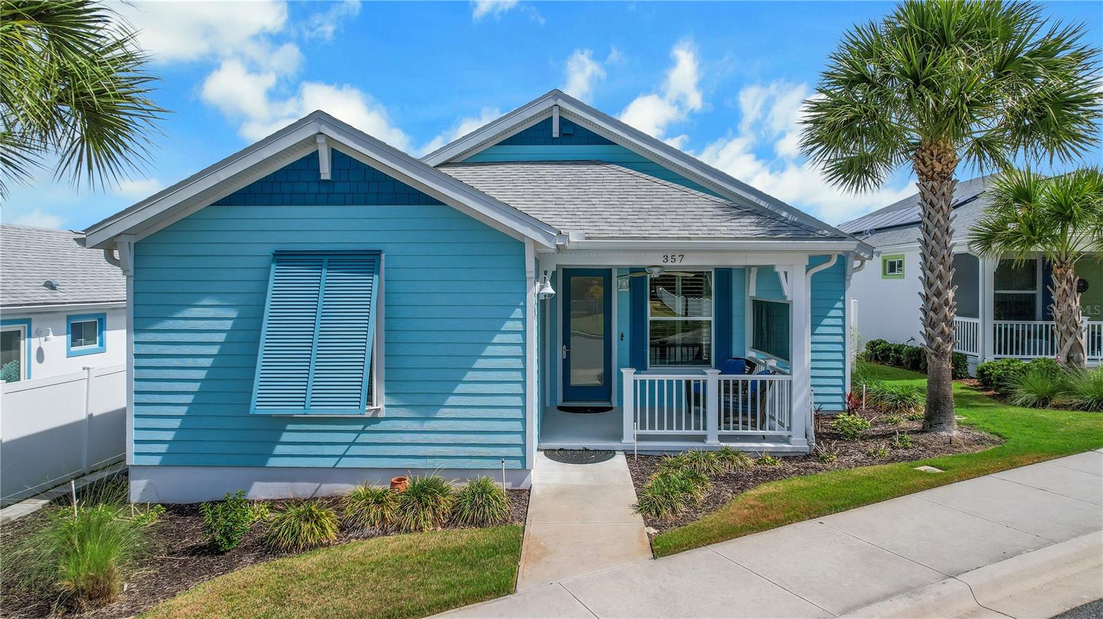 357 CONCH KEY LN, LADY LAKE, FL