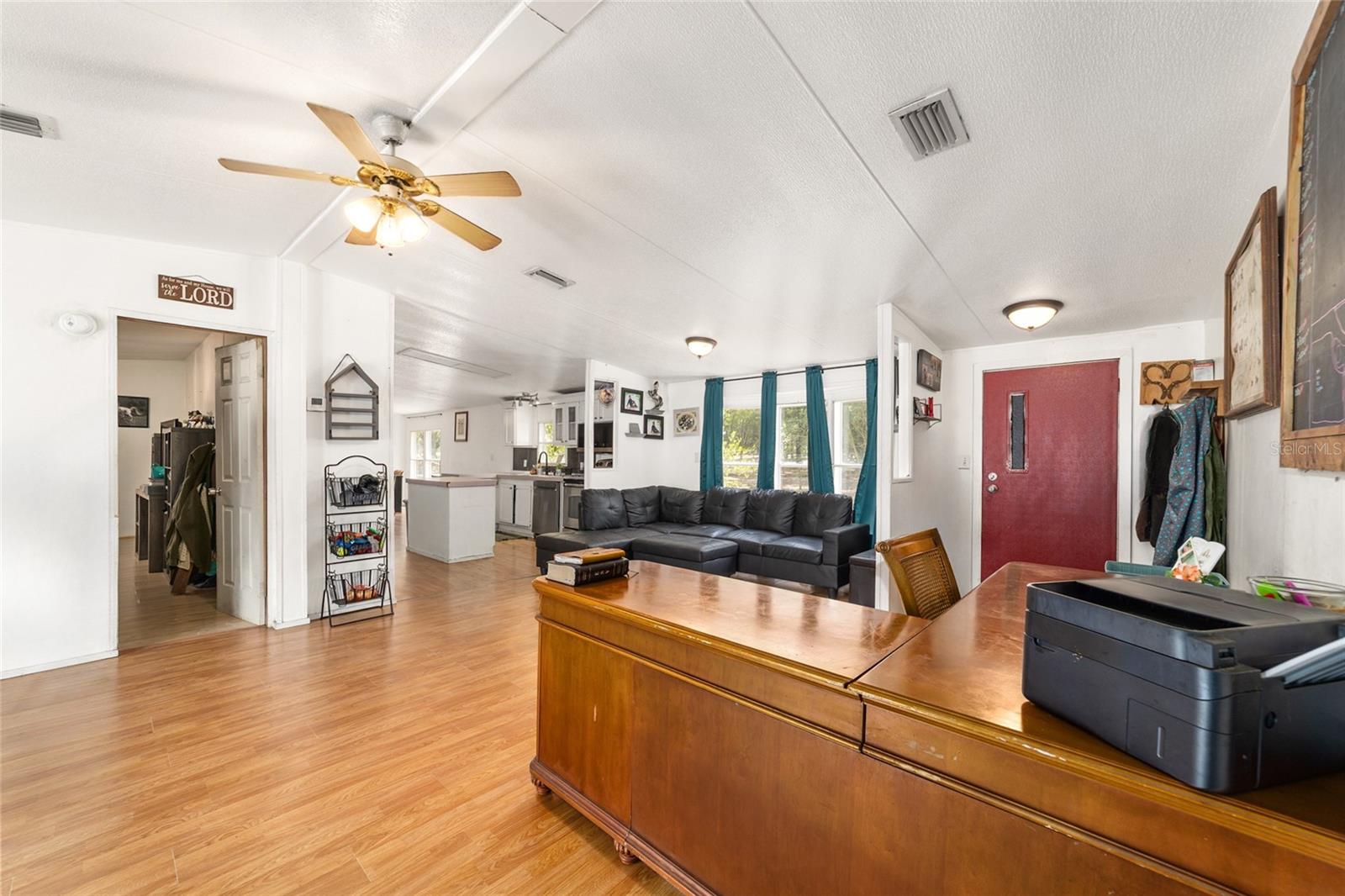 19551 SE 42ND PL, MORRISTON, FL — photo 11