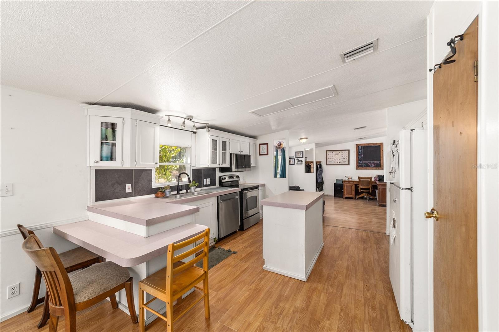 19551 SE 42ND PL, MORRISTON, FL — photo 19