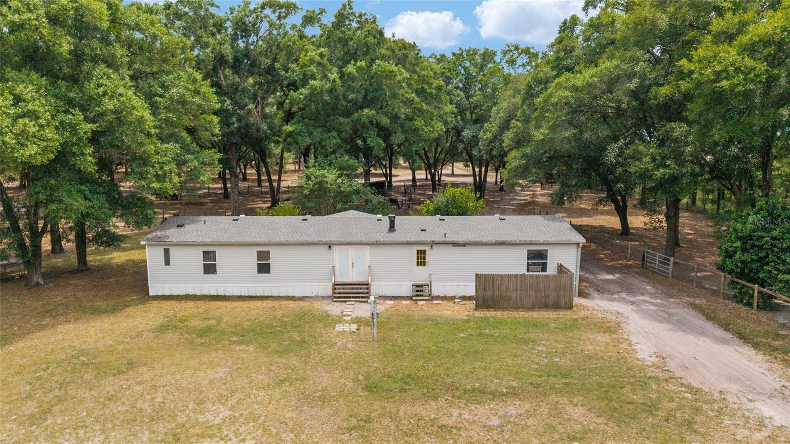 19551 SE 42ND PL, MORRISTON, FL — photo 39