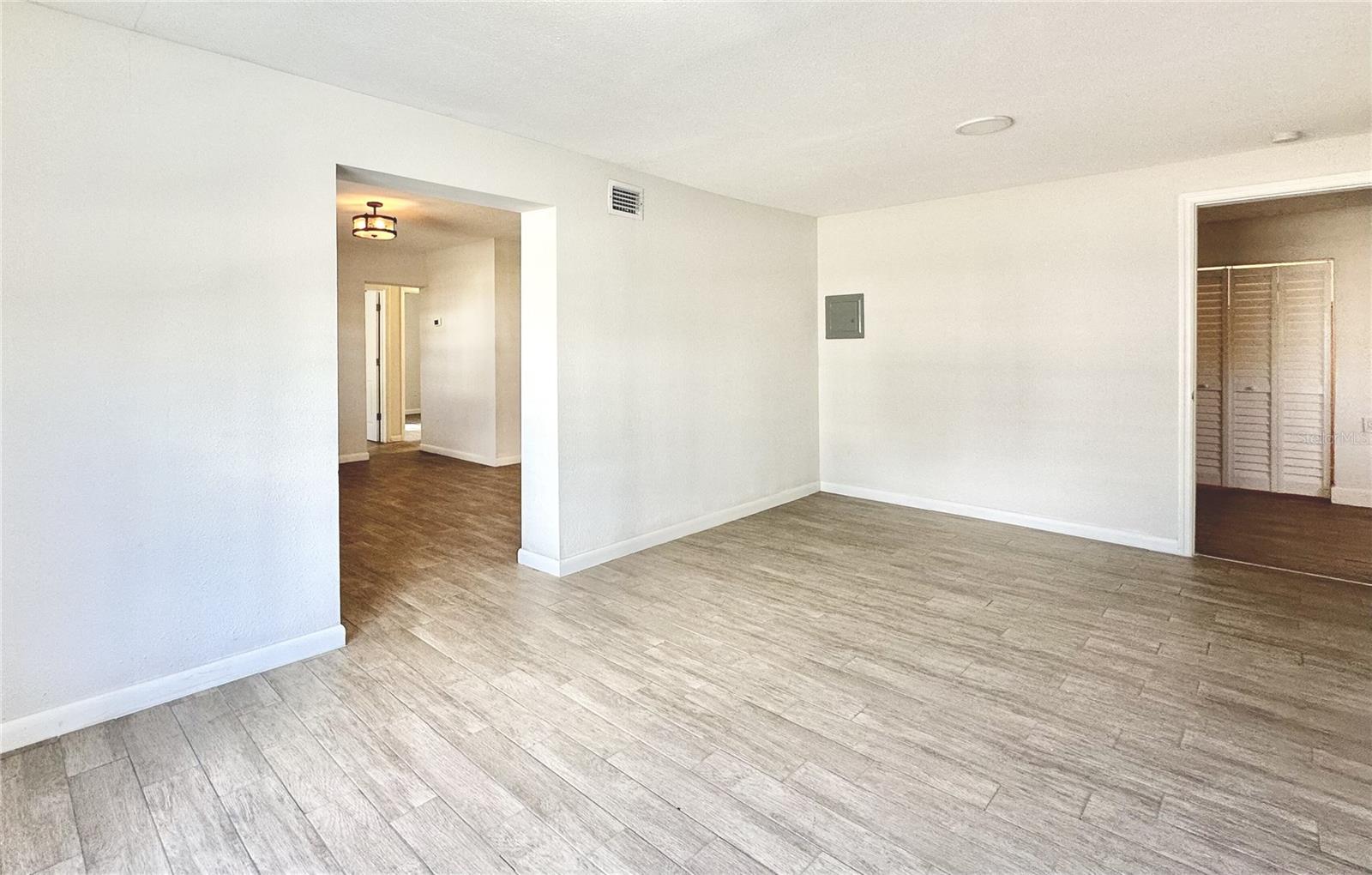 2928 W ELROD AVE, TAMPA, FL — photo 17