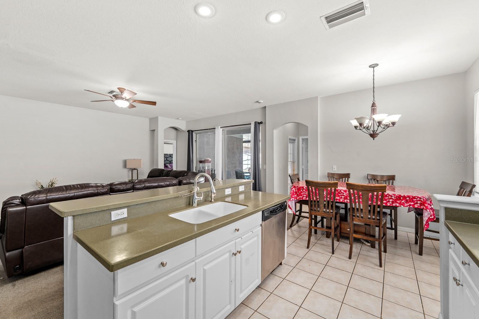 4814 PORTOBELLO CIR, VALRICO, FL — photo 10