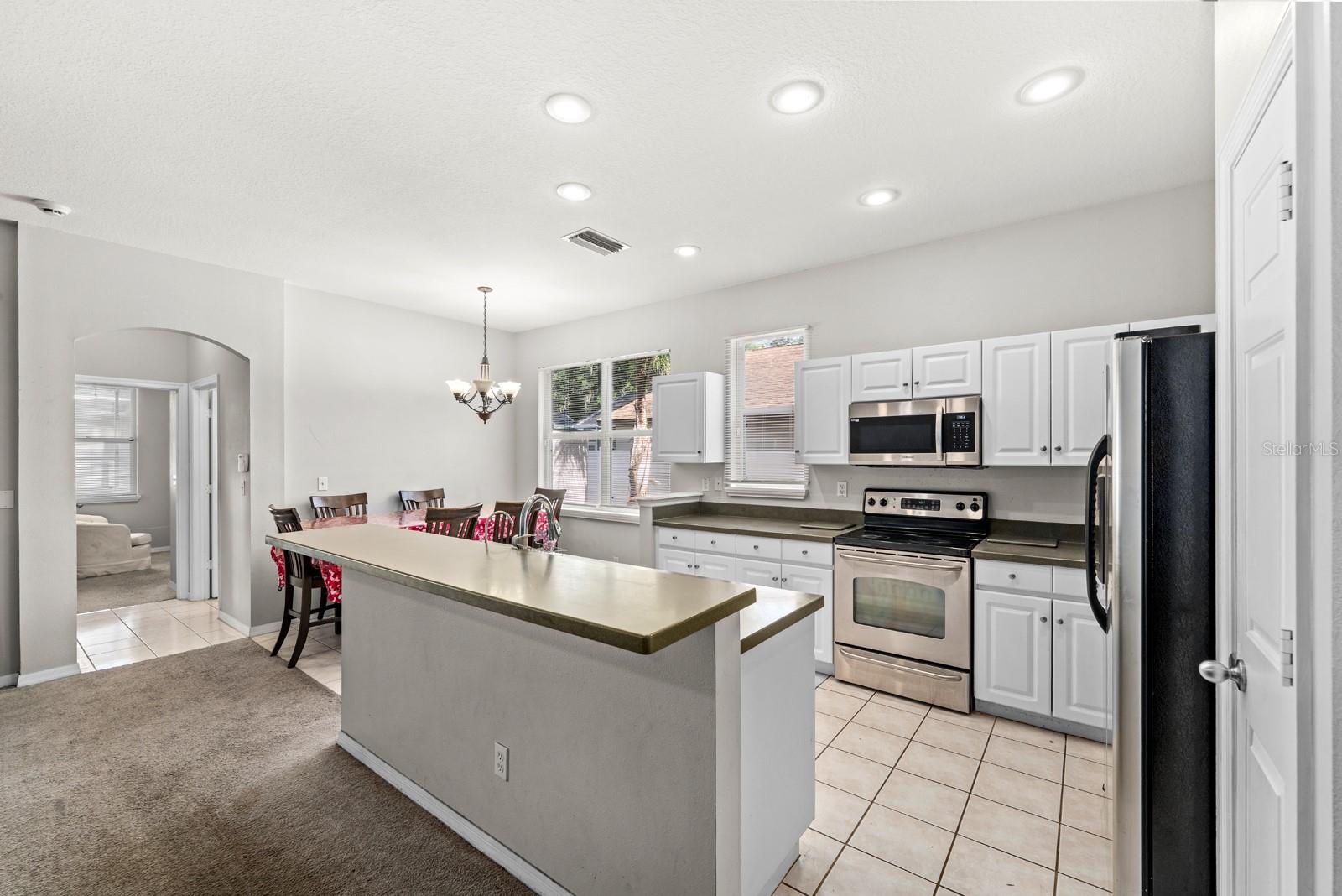 4814 PORTOBELLO CIR, VALRICO, FL — photo 11