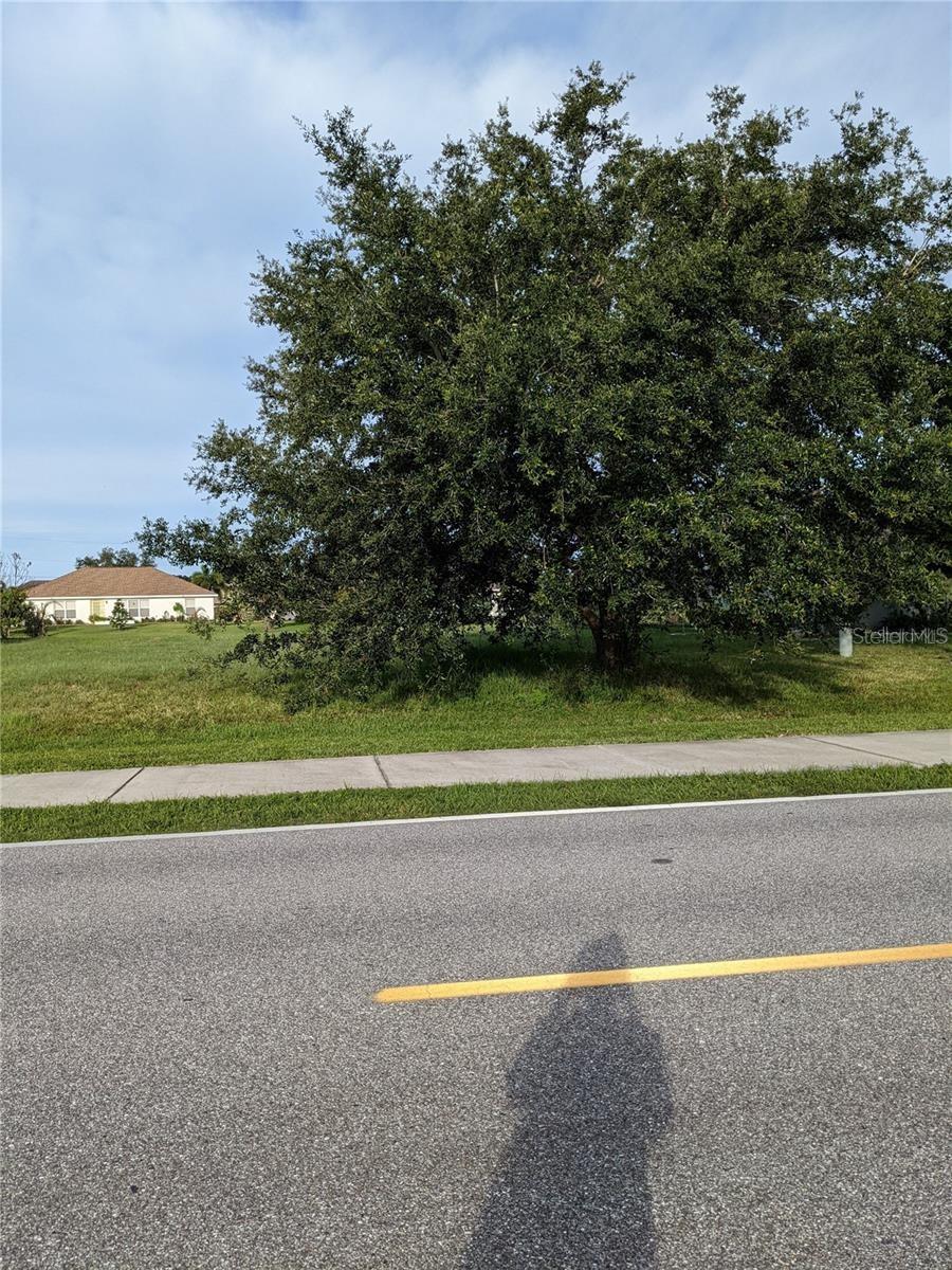 1327 RIO DE JANEIRO AVE, PUNTA GORDA, FL — photo 2