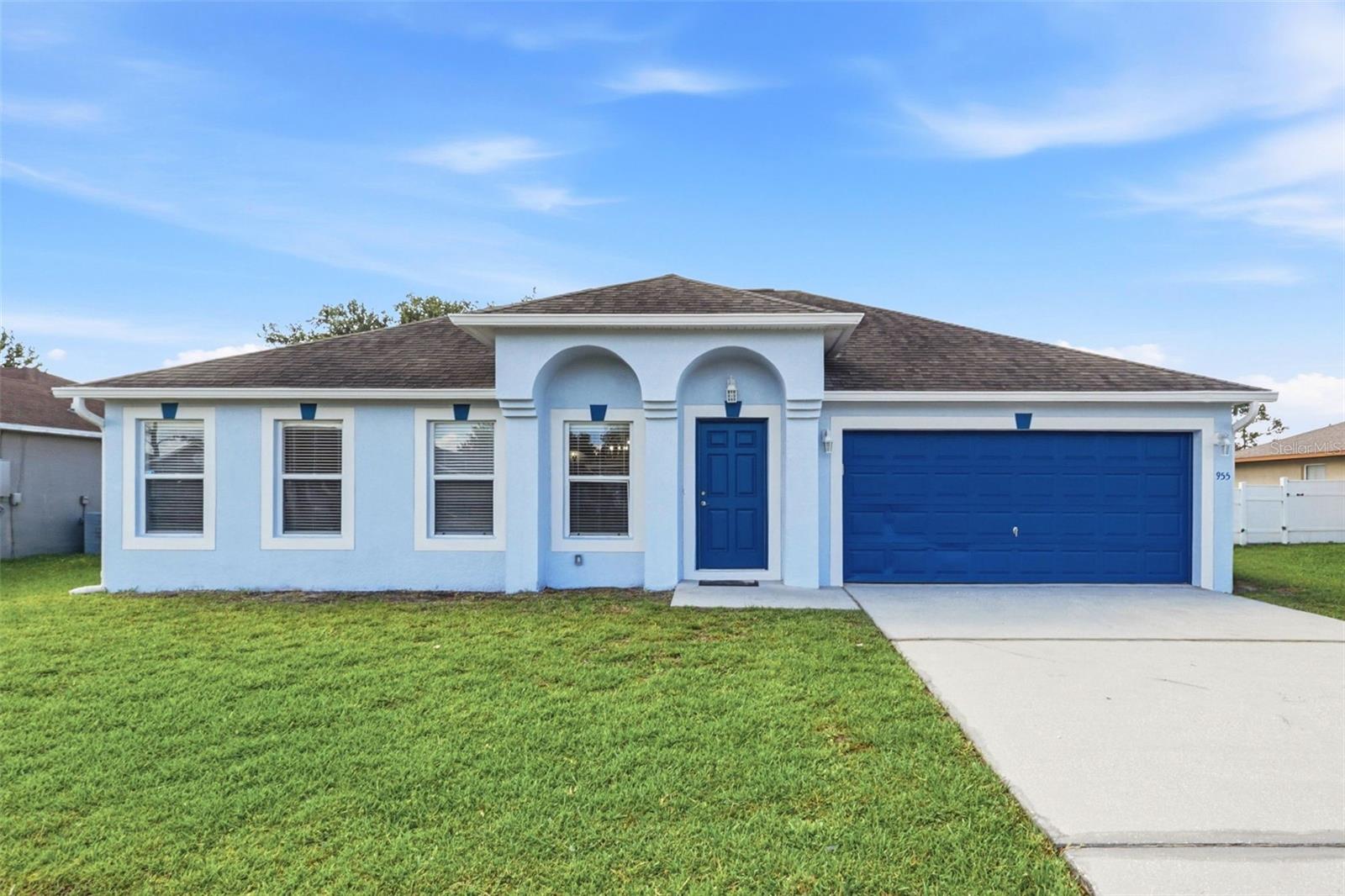 955 LOUVRE CT, KISSIMMEE, FL — photo 2