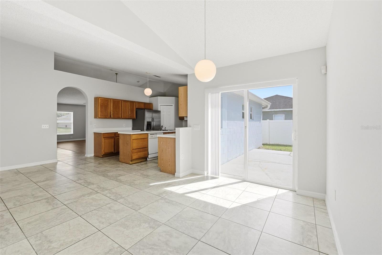 955 LOUVRE CT, KISSIMMEE, FL — photo 11