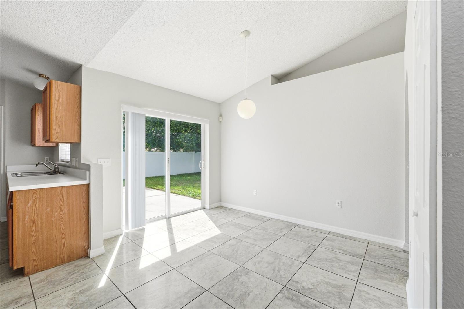 955 LOUVRE CT, KISSIMMEE, FL — photo 14