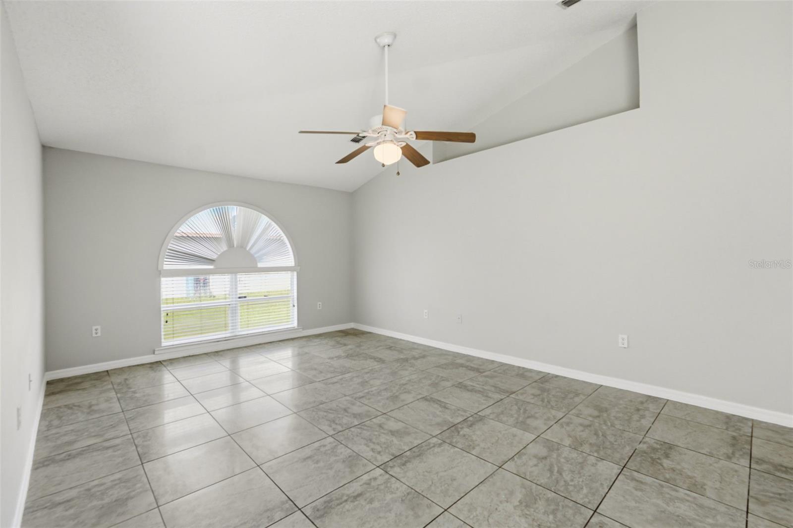 955 LOUVRE CT, KISSIMMEE, FL — photo 16