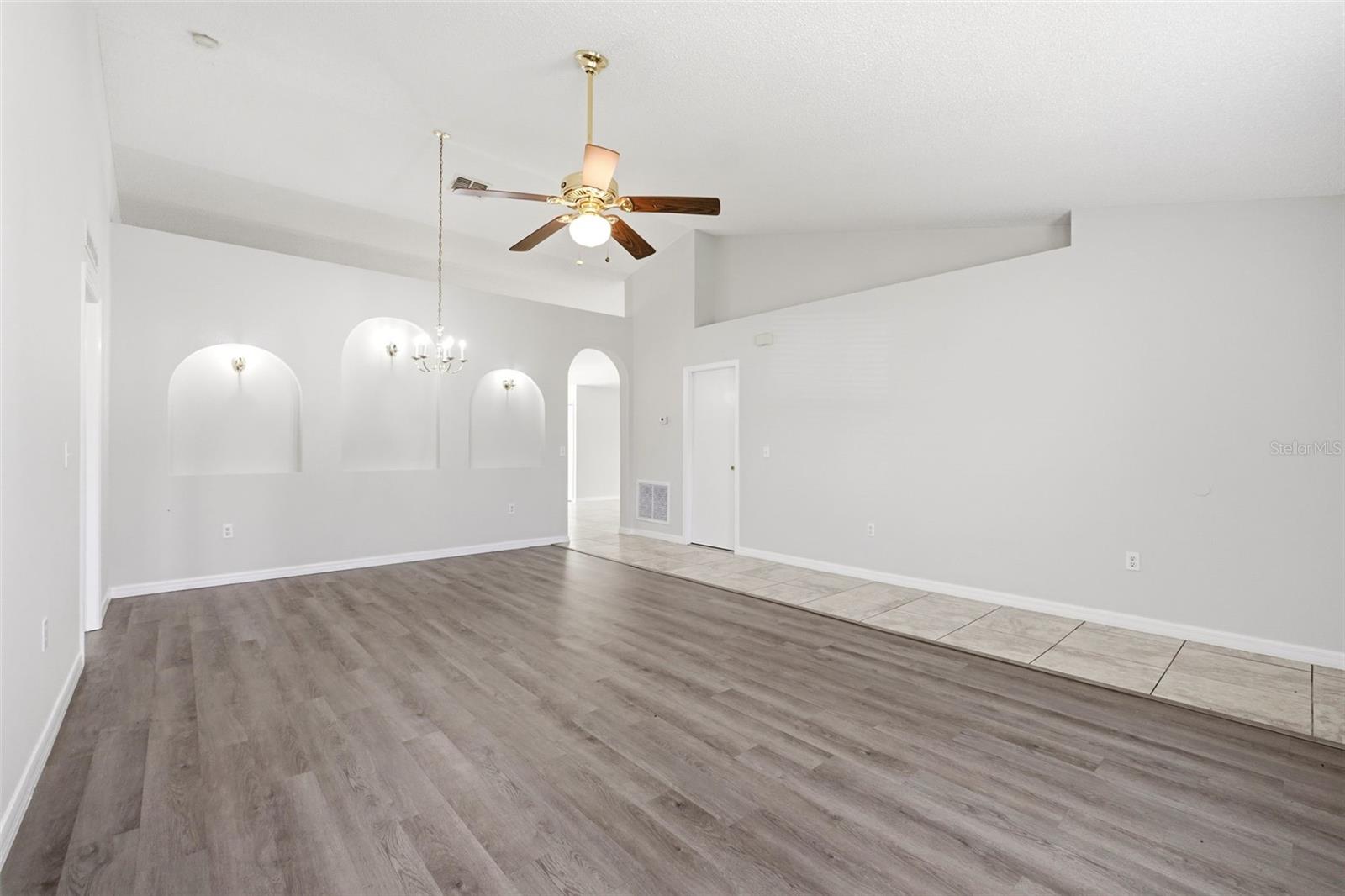 955 LOUVRE CT, KISSIMMEE, FL — photo 19