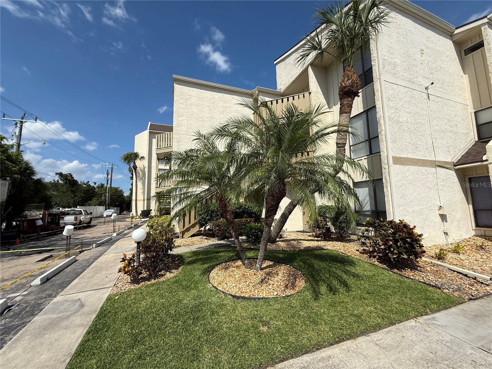 6157 MIDNIGHT PASS RD #F22, SARASOTA, FL — photo 50