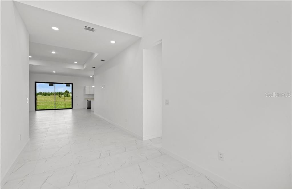 4105 NW 38TH TER, CAPE CORAL, FL — photo 3