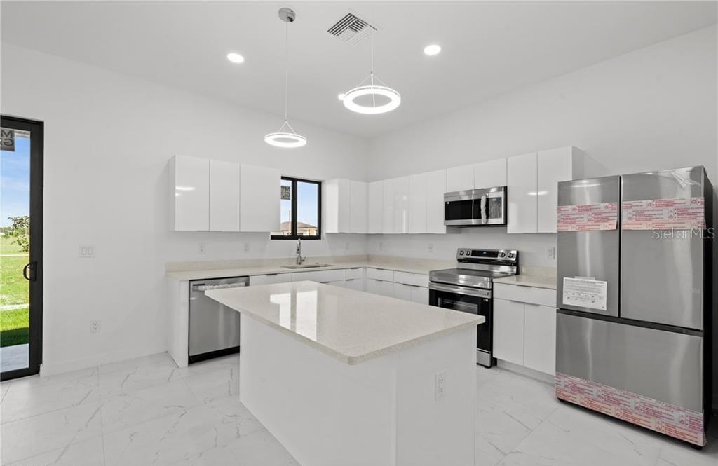 4105 NW 38TH TER, CAPE CORAL, FL — photo 7