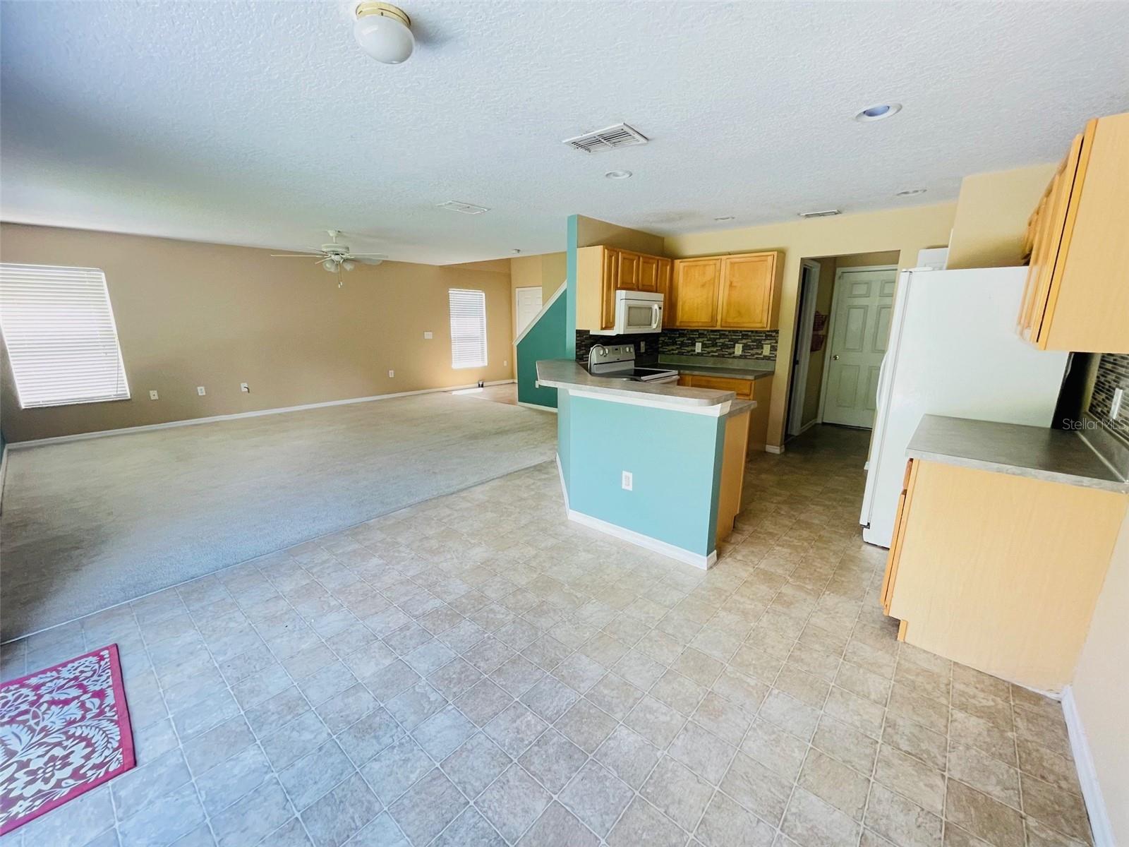 155 OWENSHIRE CIR, KISSIMMEE, FL — photo 9