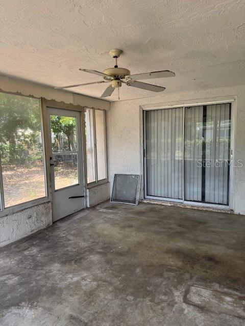 8811 GOSHEN LN, PORT RICHEY, FL — photo 32