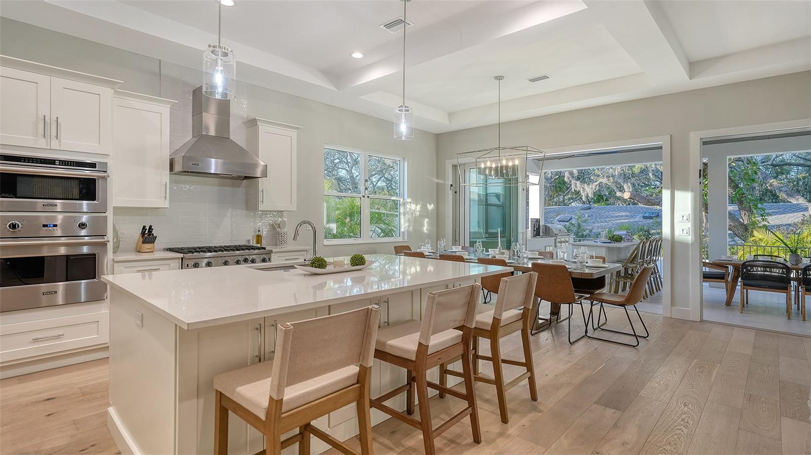 1537 SIESTA DR, SARASOTA, FL — photo 22
