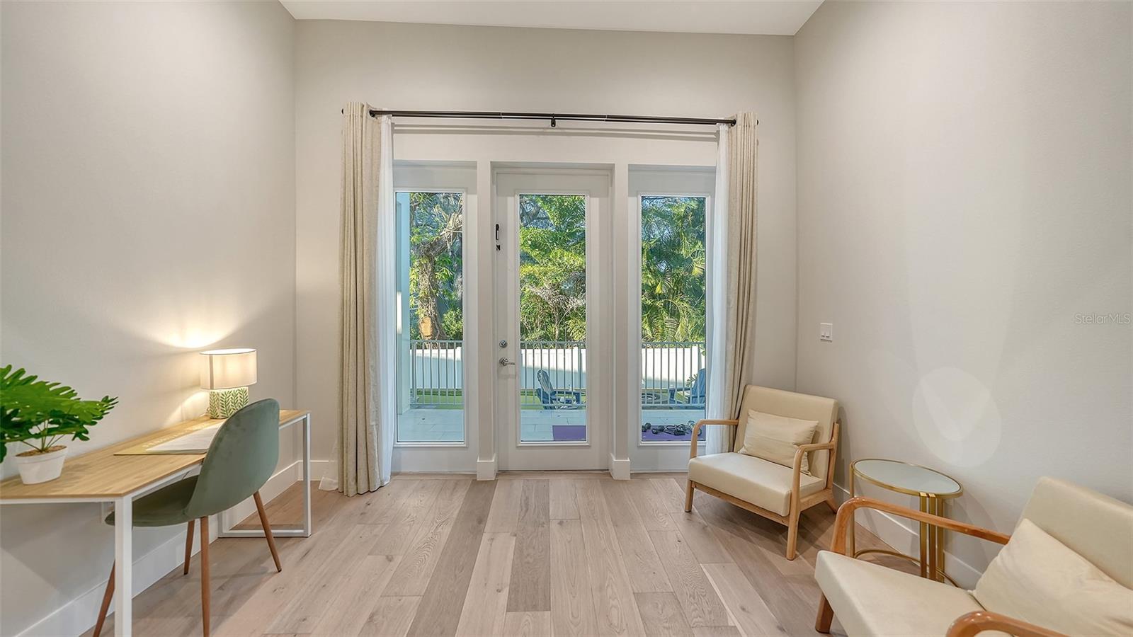 1537 SIESTA DR, SARASOTA, FL — photo 44
