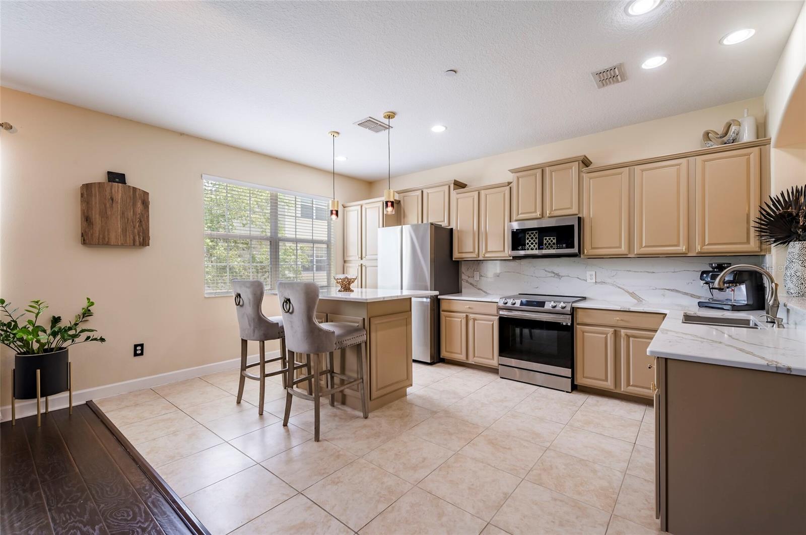 10144 ARBOR RUN DR #112, TAMPA, FL — photo 20