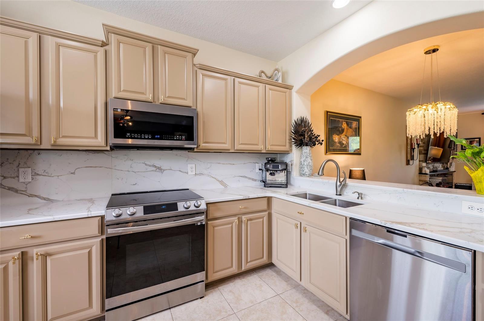 10144 ARBOR RUN DR #112, TAMPA, FL — photo 24