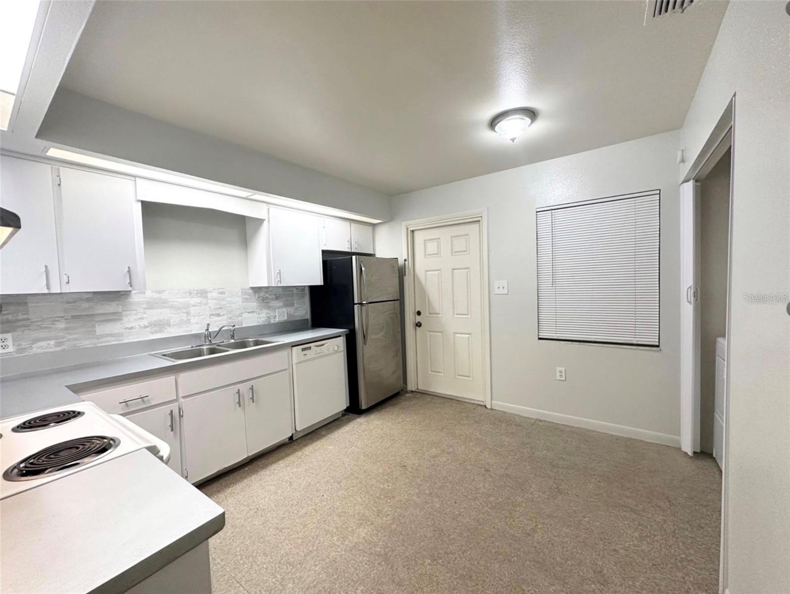 101 LAKE HUNTER DR #15 & 16, LAKELAND, FL — photo 7