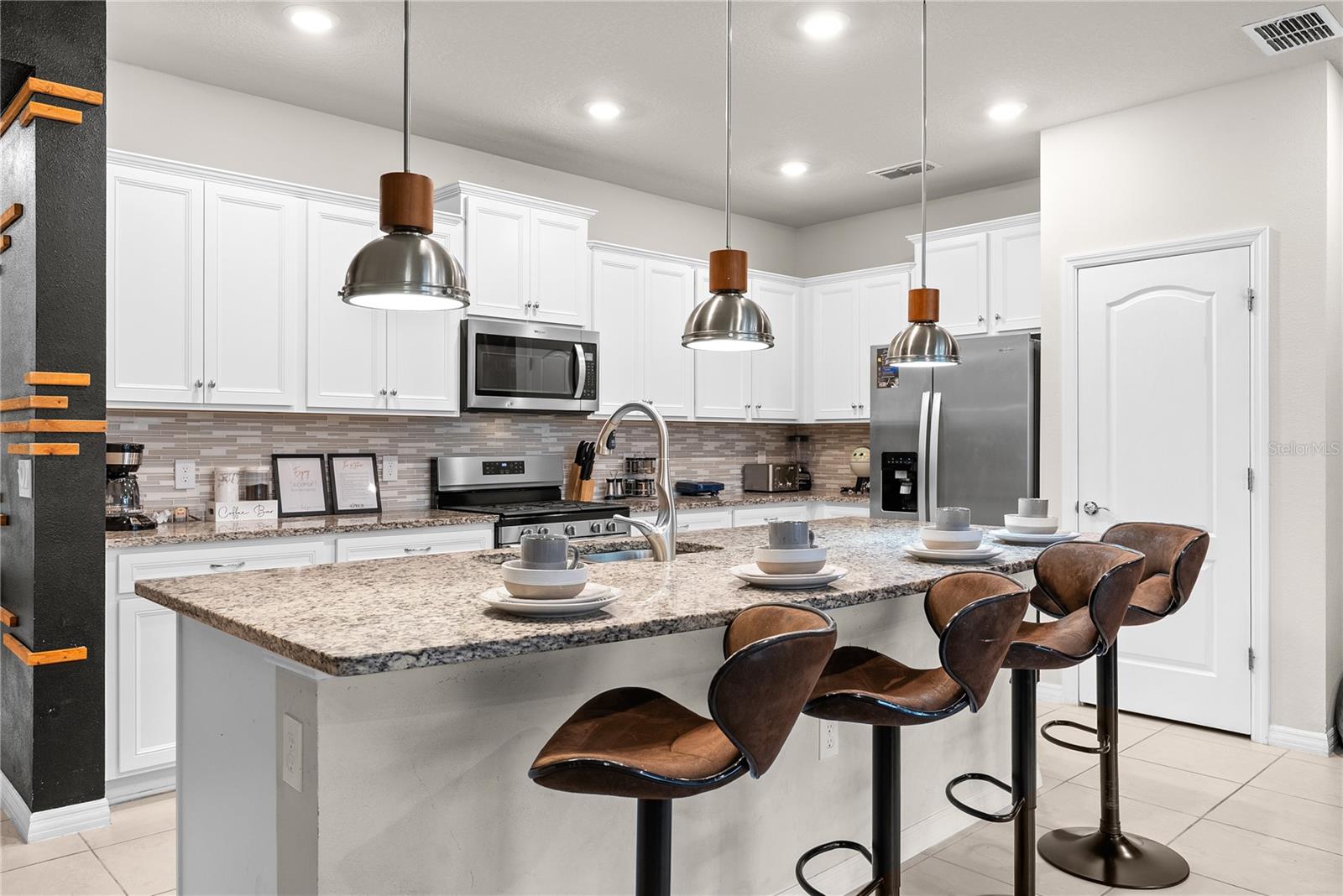 7614 OAK SPRING LN, DAVENPORT, FL — photo 12