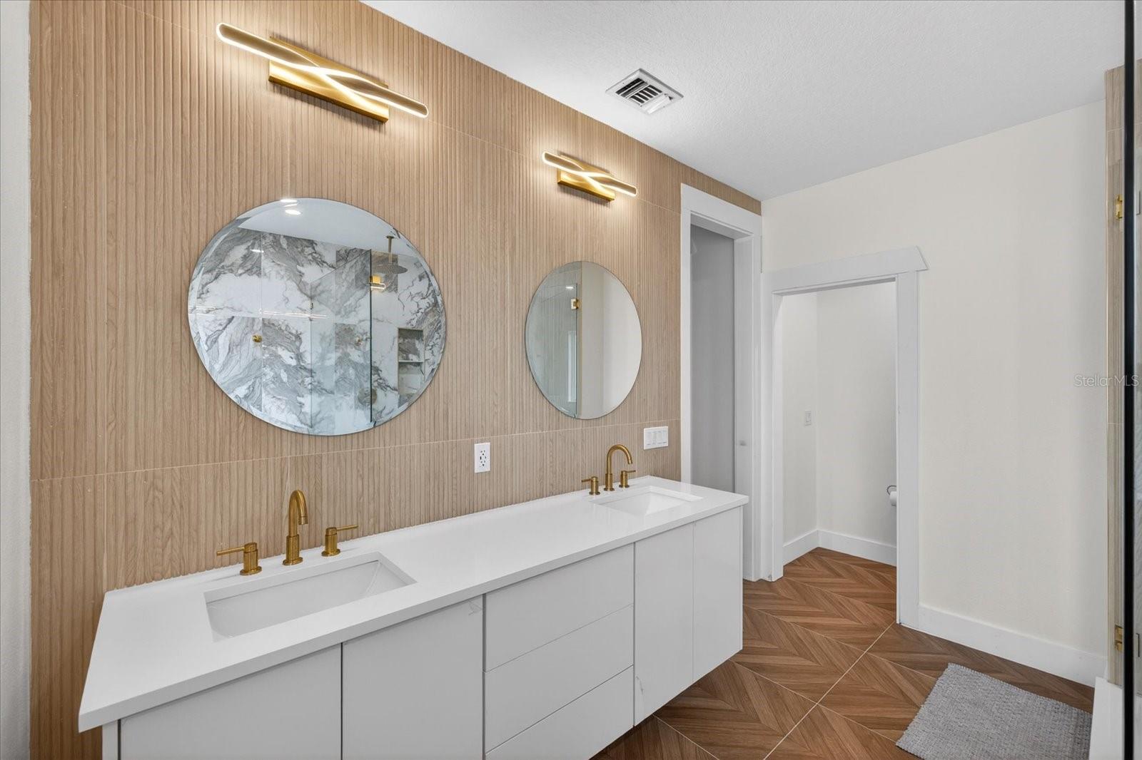 6706 S STERLING AVE, TAMPA, FL — photo 33