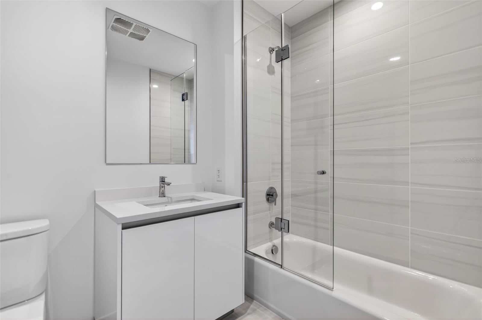 400 CENTRAL AVE #3706, ST PETERSBURG, FL — photo 22