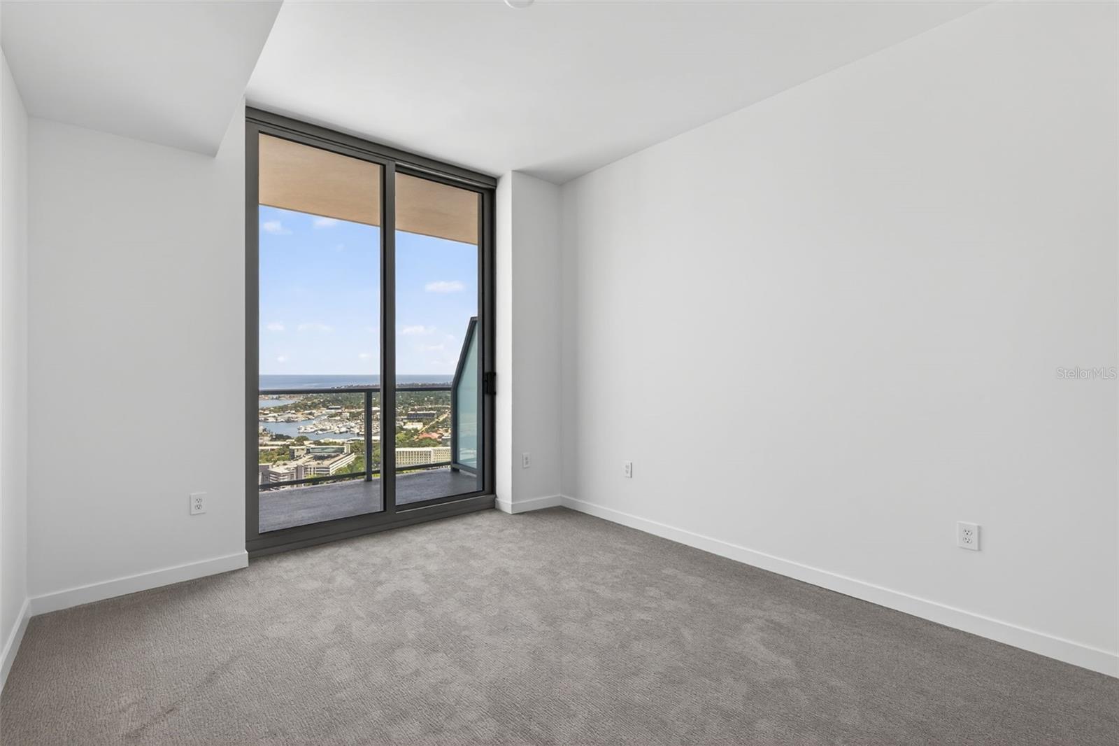 400 CENTRAL AVE #3706, ST PETERSBURG, FL — photo 25