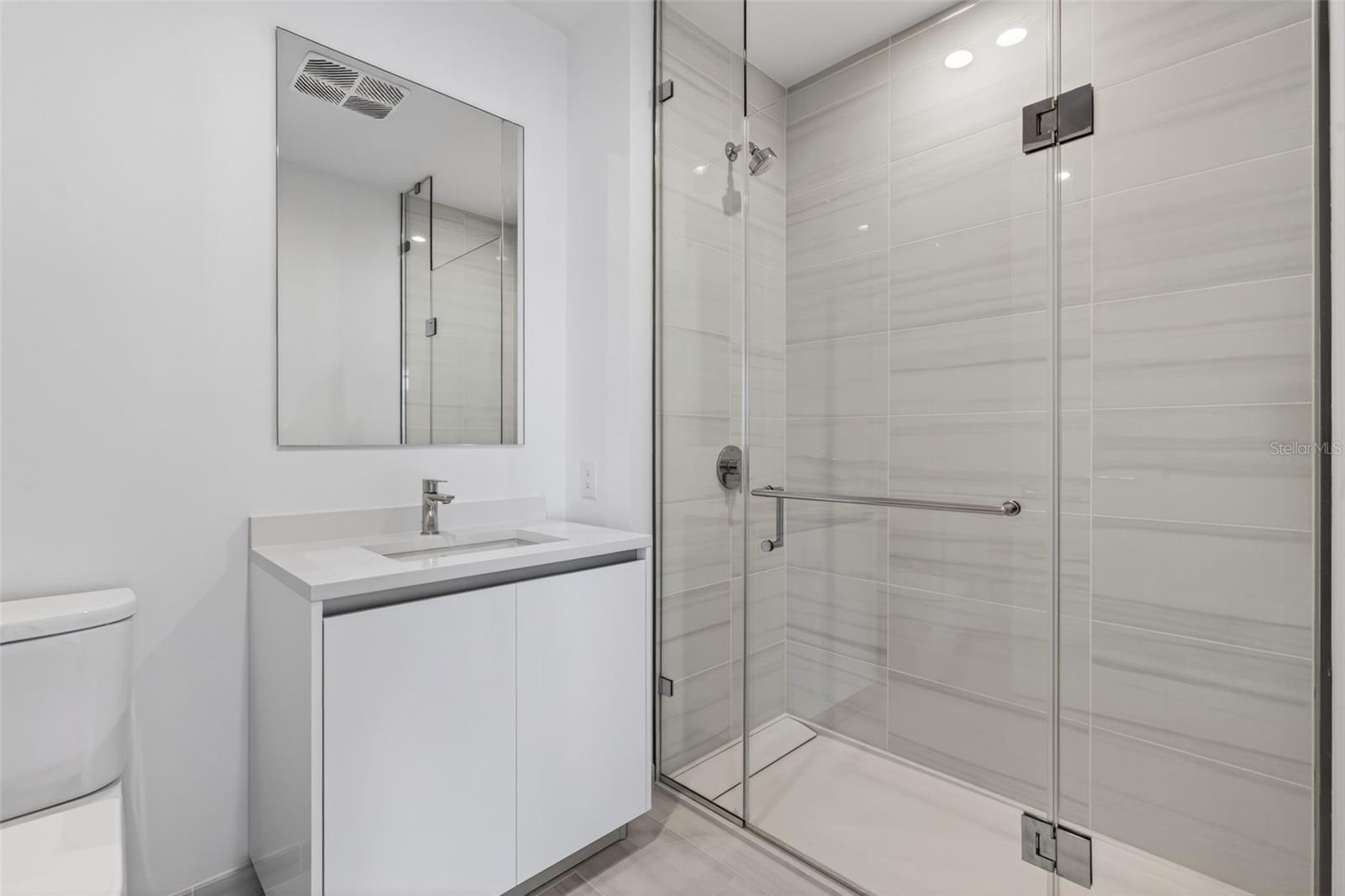 400 CENTRAL AVE #3706, ST PETERSBURG, FL — photo 26