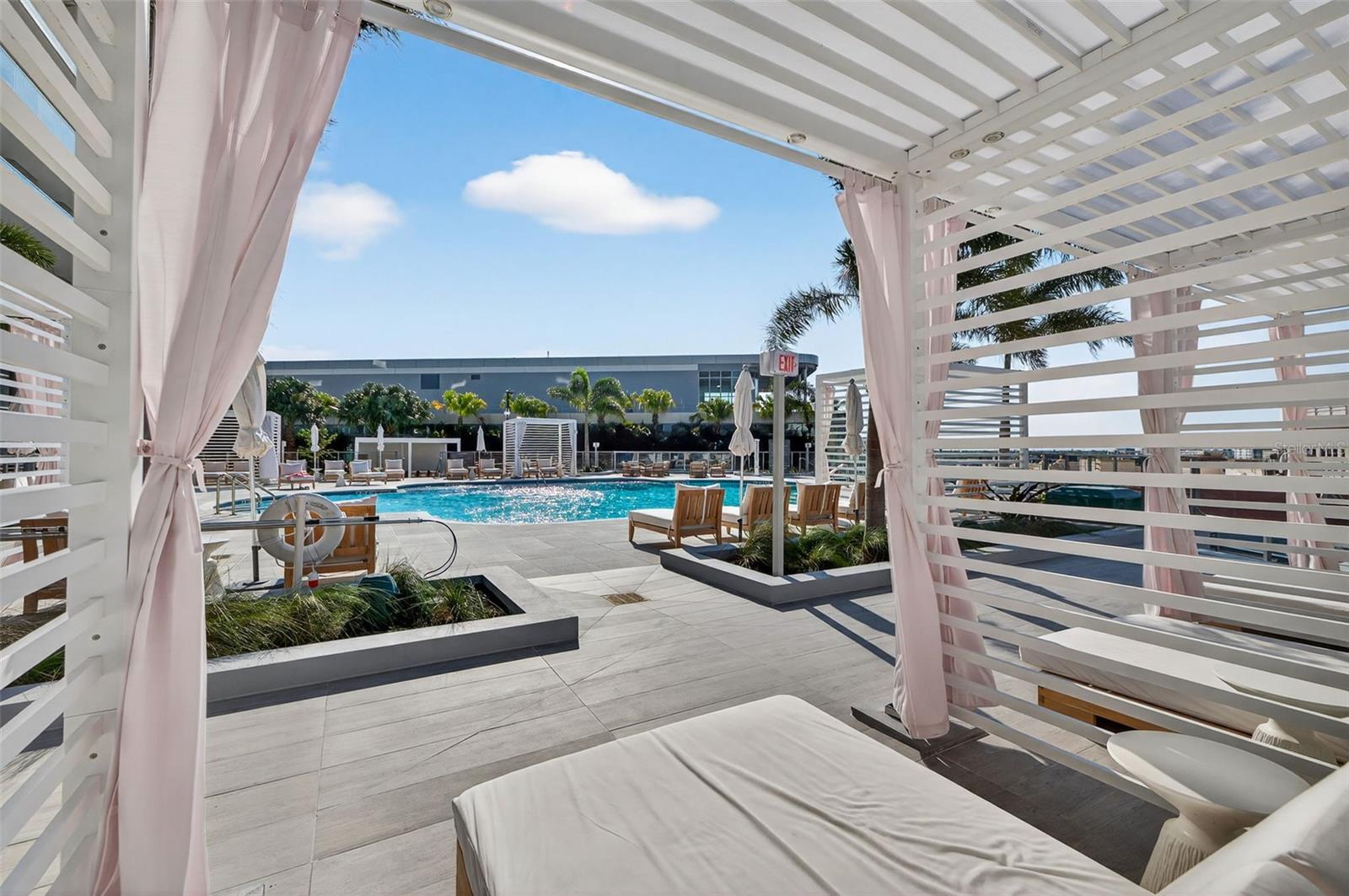 400 CENTRAL AVE #3706, ST PETERSBURG, FL — photo 32