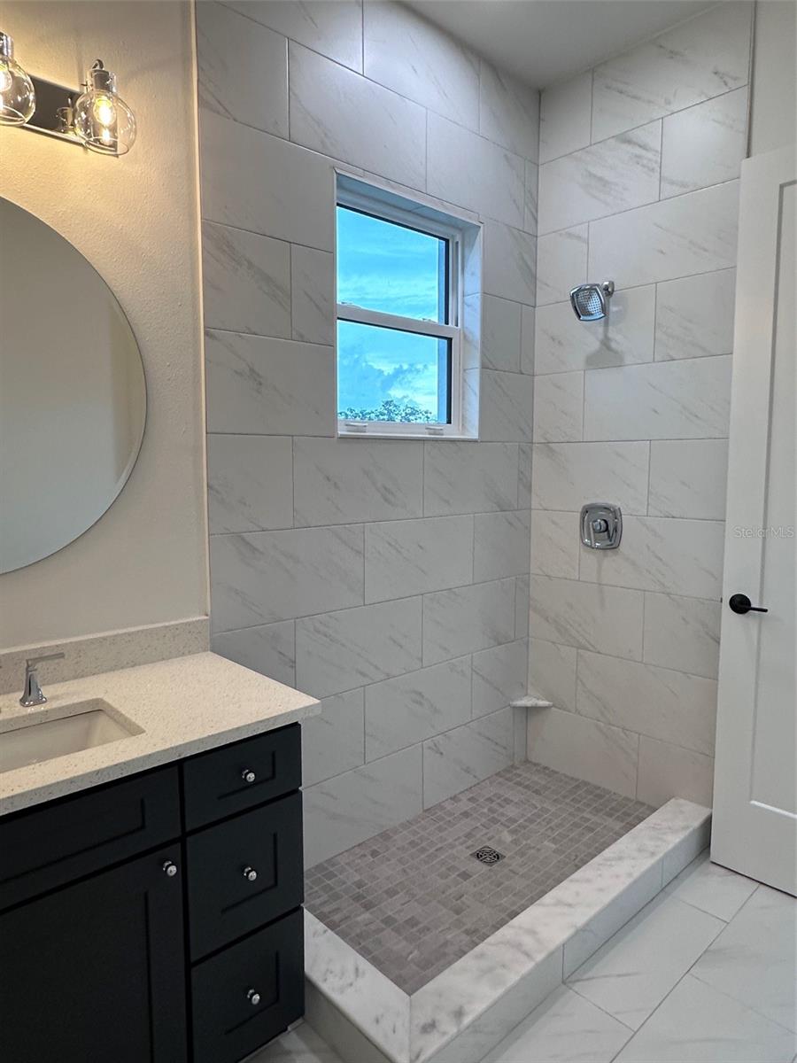 1525 29TH AVE N, ST PETERSBURG, FL — photo 13