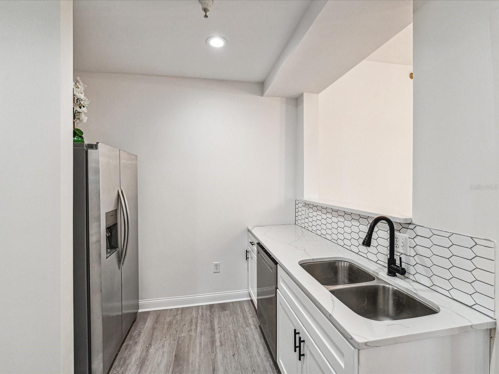 215 CENTRAL AVE #3F, ST PETERSBURG, FL — photo 10