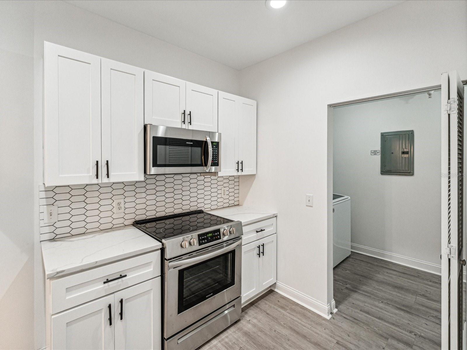 215 CENTRAL AVE #3F, ST PETERSBURG, FL — photo 11